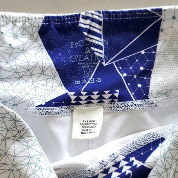 💥NWT! High Rise 3/4 Colorful Sport Leggings - Picture 3 of 3